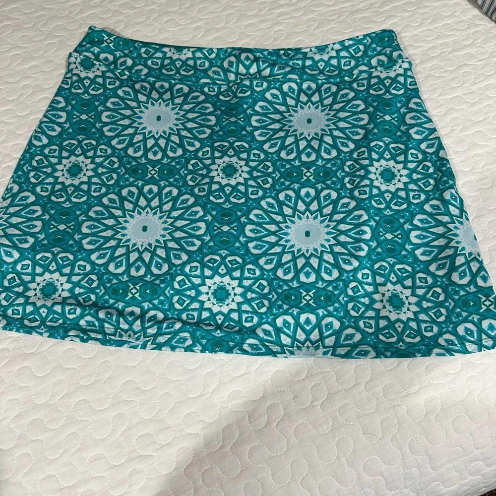 Two skorts large - Picture 5 of 7